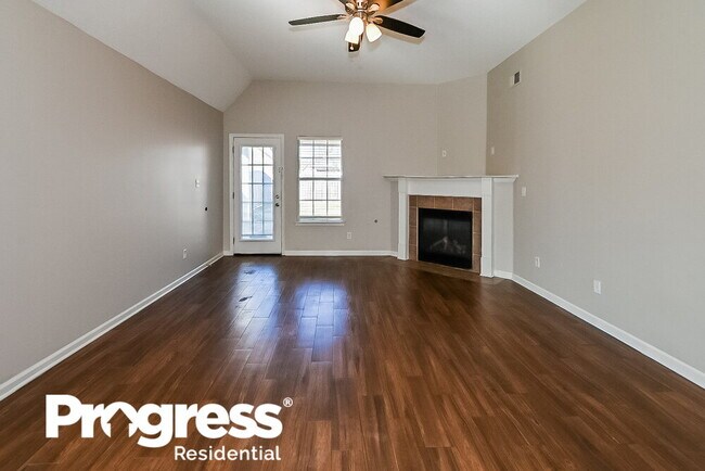 Building Photo - 9890 Tremont Dr