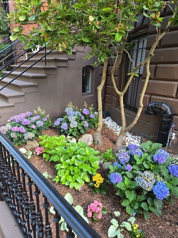 Photo - 19 Worcester Sq Townhome