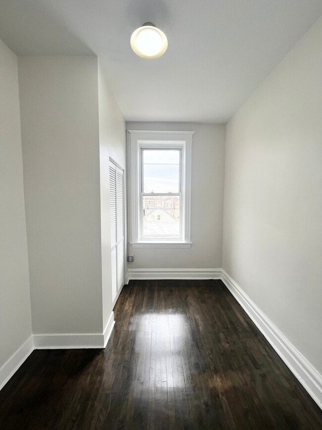 Foto del edificio - 2512 S Trumbull Ave