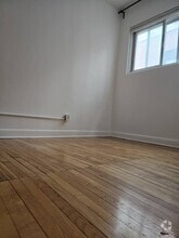 Building Photo - 362 Friel St