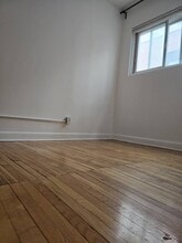Building Photo - 362 Friel St