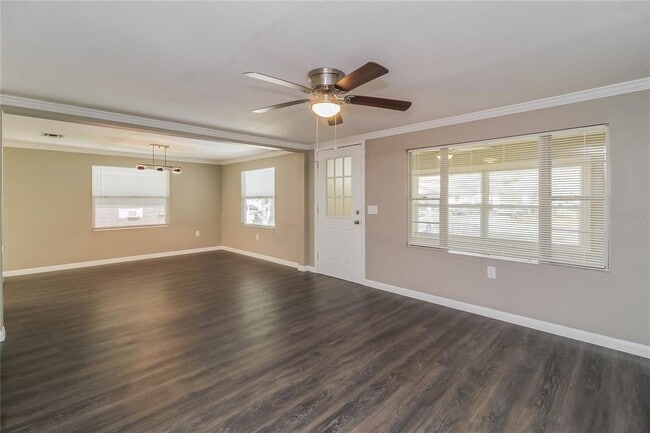 Foto del edificio - 234 12th Ave