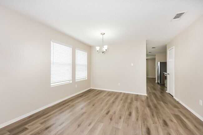 Foto del edificio - 5312 Newcastle Ln