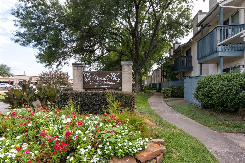 Foto principal - 250 El Dorado Blvd