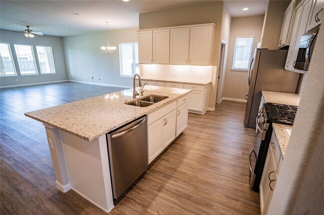 Building Photo - 24227 Brookdale Heights Pl