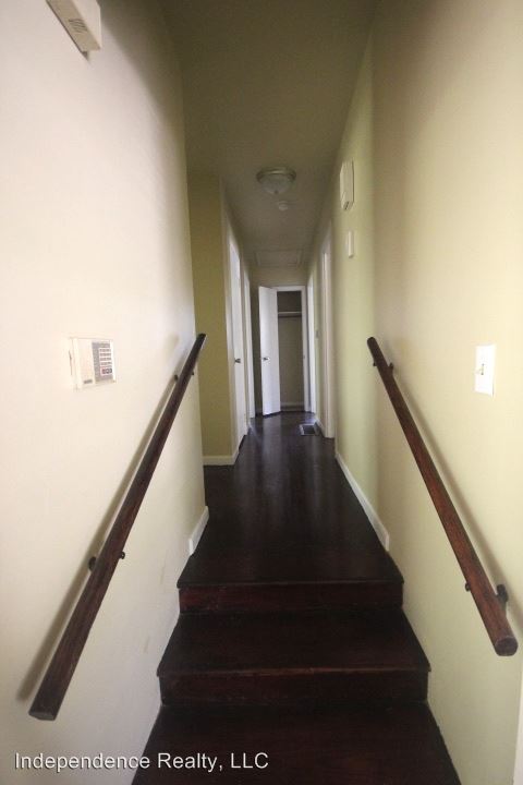 Foto del edificio - 2604 Rockwell Rd NW