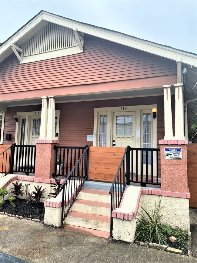 Foto del edificio - 713 S Solomon St