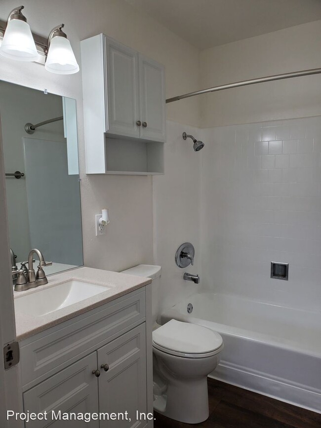 Building Photo - 3821 Annadale Ln