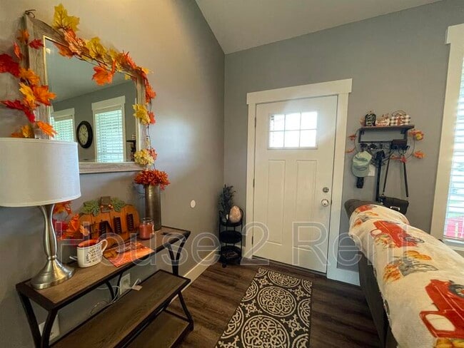 Foto del edificio - 15299 Rue Belle Ln