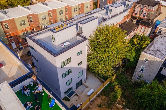 Foto del edificio - 1338 N 15th St