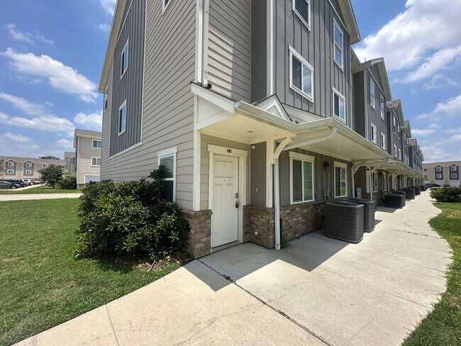 Foto del edificio - 3 Bedroom 2.5 Bathroom Townhome in Spring,...