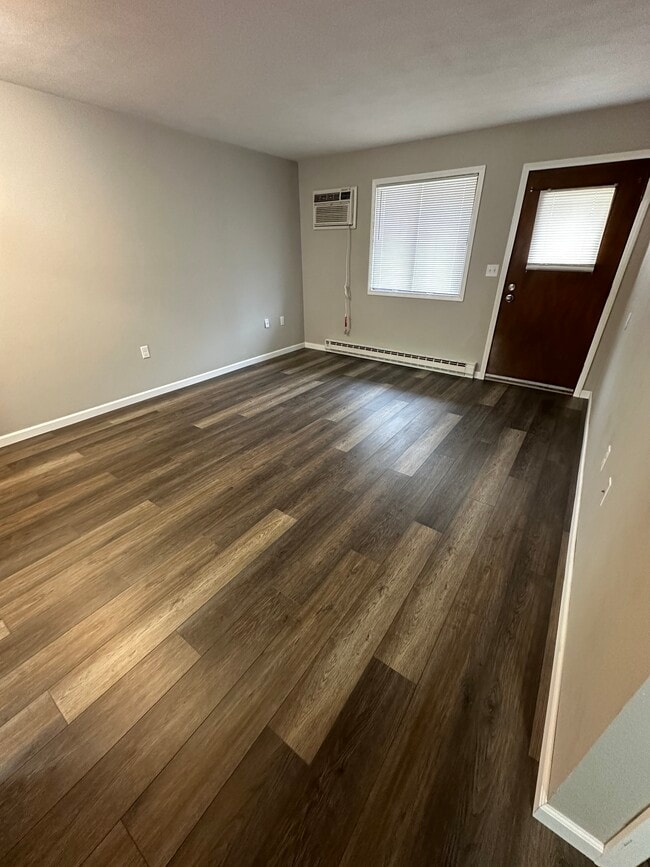 Living Room - 410 Johnson St