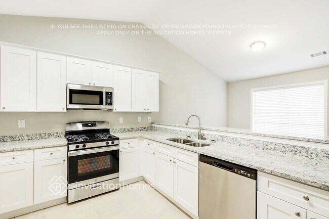 Foto del edificio - 7032 N Shore Dr