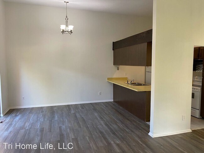 Foto del edificio - 3 br, 2 bath House - 8772 Chase Dr #52