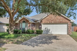 Building Photo - 3830 Landon Park Dr