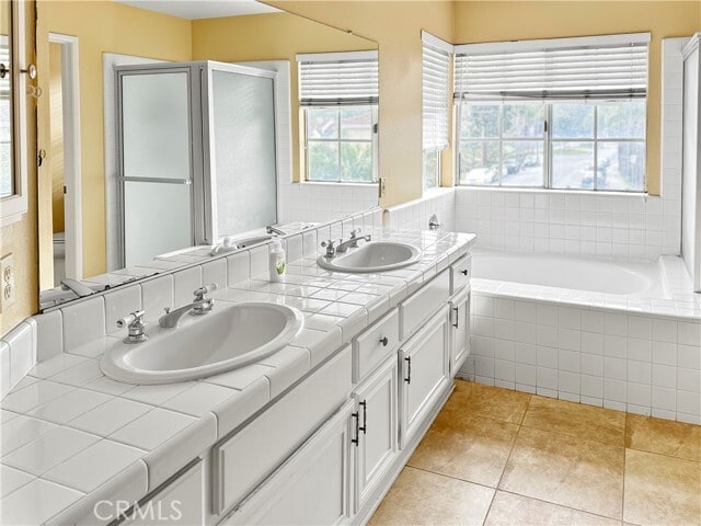 Building Photo - 30042 Whitecap