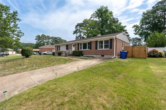 Foto del edificio - 1217 Lakeview Dr