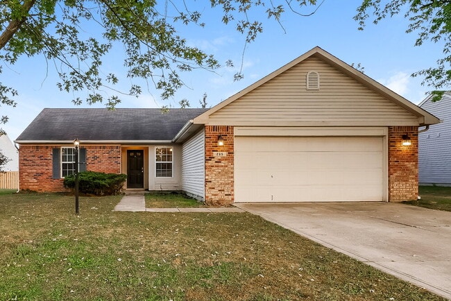 Building Photo - 285 Pennwood Ln