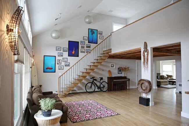 Building Photo - 89 Blackheath Rd