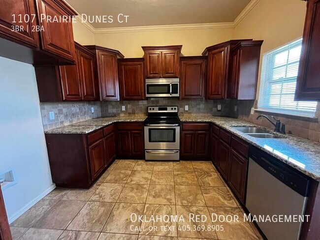 Building Photo - 1107 Prairie Dunes Ct