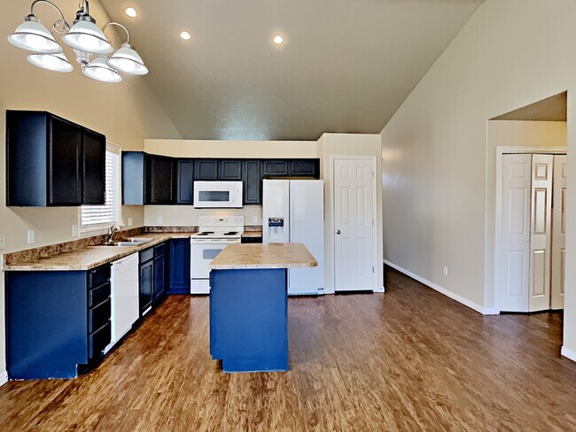 Foto del edificio - 163 Crystal Bay Dr