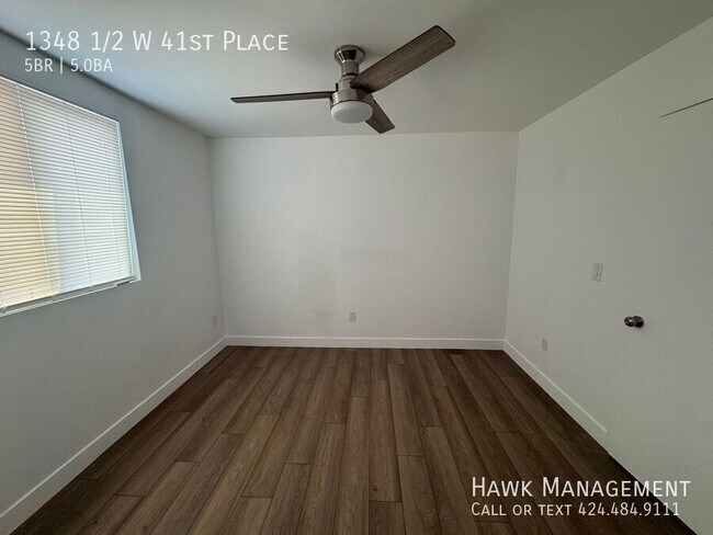 Building Photo - 1348 1/2 W 41st Place-