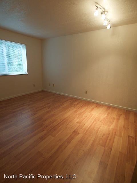 Foto del edificio - 2220 Eastlake Ave E