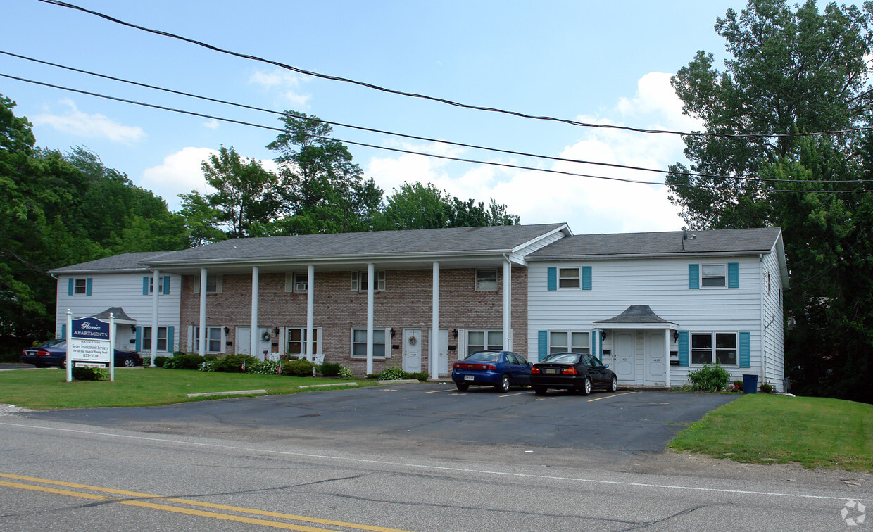 Building Photo - 1425-1439 W Grandview Blvd