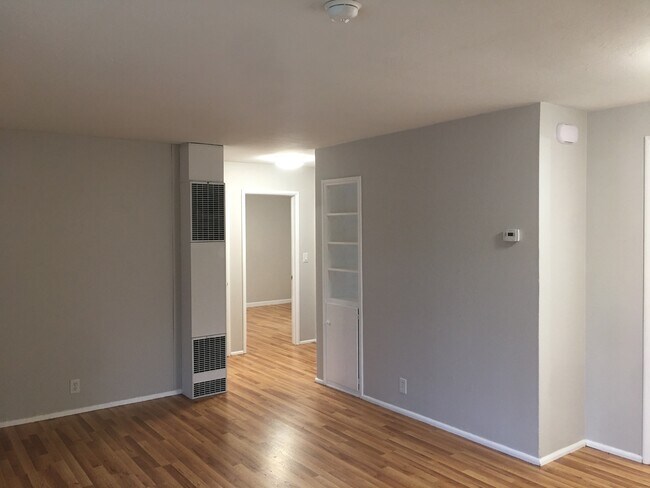 Foto del edificio - 420 Wilson St NE