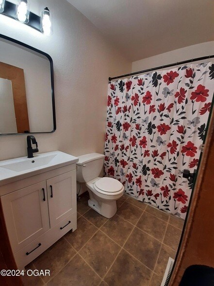 Foto del edificio - 2315 Bird Ave