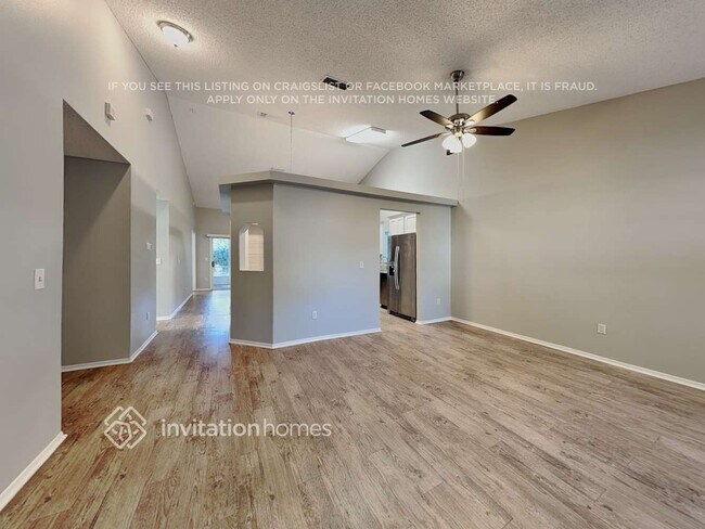 Foto del edificio - 1006 Henson Ct