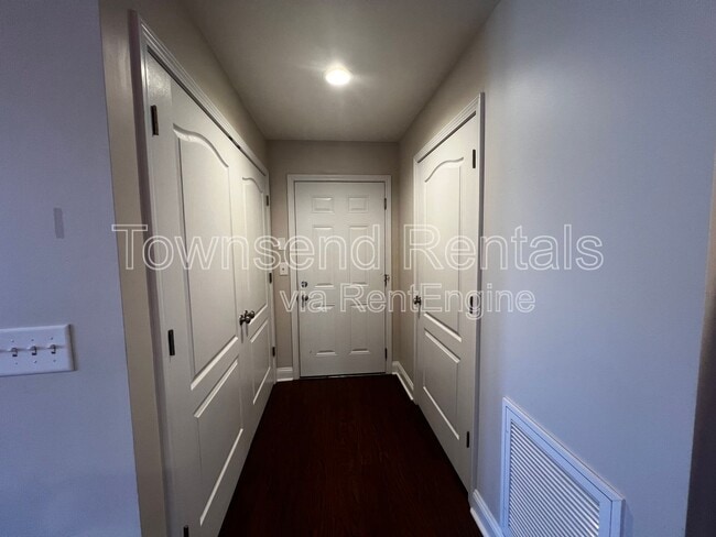 Building Photo - 1304 Morganton Rd