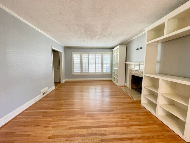 Foto del edificio - Forest Hills