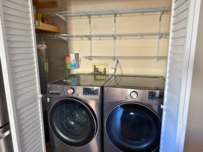 Foto del edificio - 7086 Ann Cabell Ct