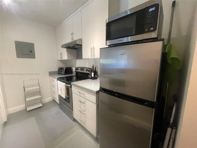 Building Photo - 401 NW 107th Ave