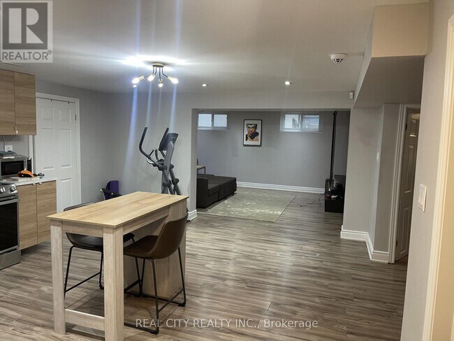 Building Photo - 47 Ladyslipper Ct