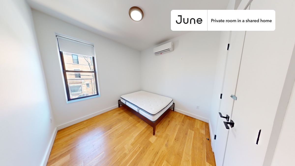 Room in Shared 5 bed/3 bath home - Room in Shared 5 bed/3 bath home