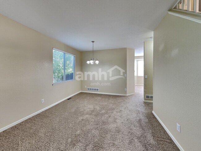 Foto del edificio - 21646 Hill Gail Way