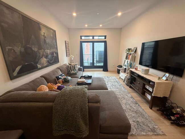 Foto del edificio - Beautifully Furnished Boston Condo With Am...