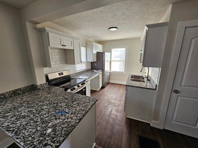 Foto del edificio - 1719 Dawson St