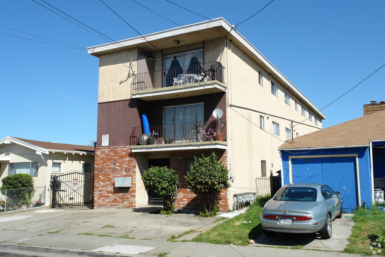 Foto del edificio - 1245-1247 Ashby Ave