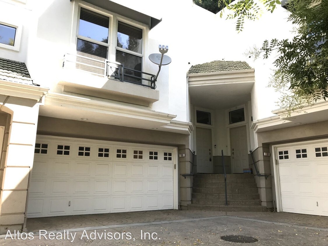 Primary Photo - 3 br, 2.5 bath House - 435 Milan Drive #108