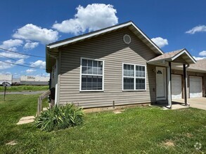 Building Photo - 1454 N Fulbright Ave