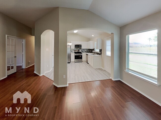 Building Photo - 15814 Regal Trace Ln