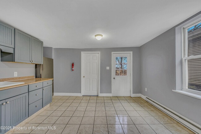 Foto del edificio - 916 W Linden St