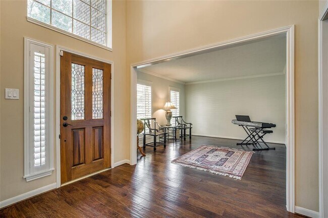 Building Photo - 4203 Amersham Way