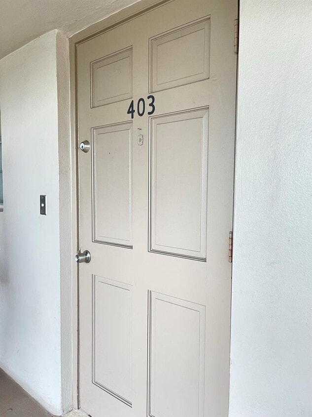 Primary Photo - 8161 SW 24th Ct