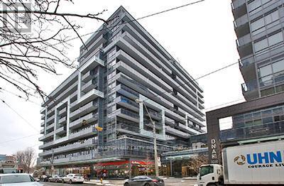 Photo du bâtiment - 1030 King St W