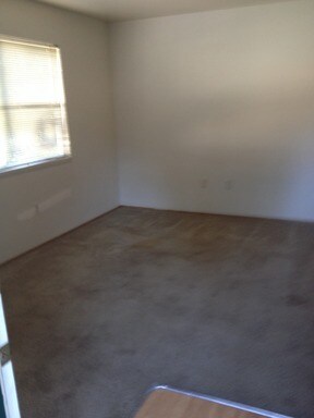 Building Photo - 137 SE 151st Ave