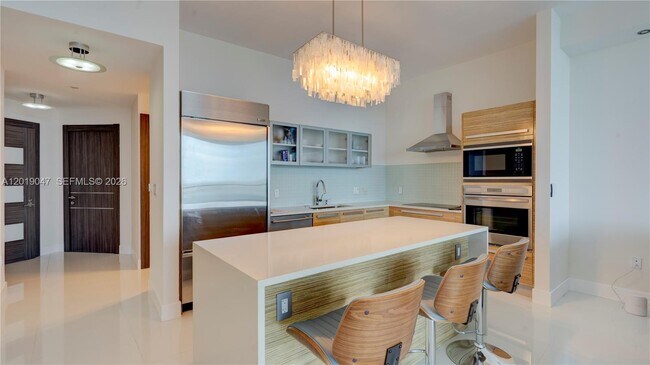Foto del edificio - 2020 N Bayshore Dr